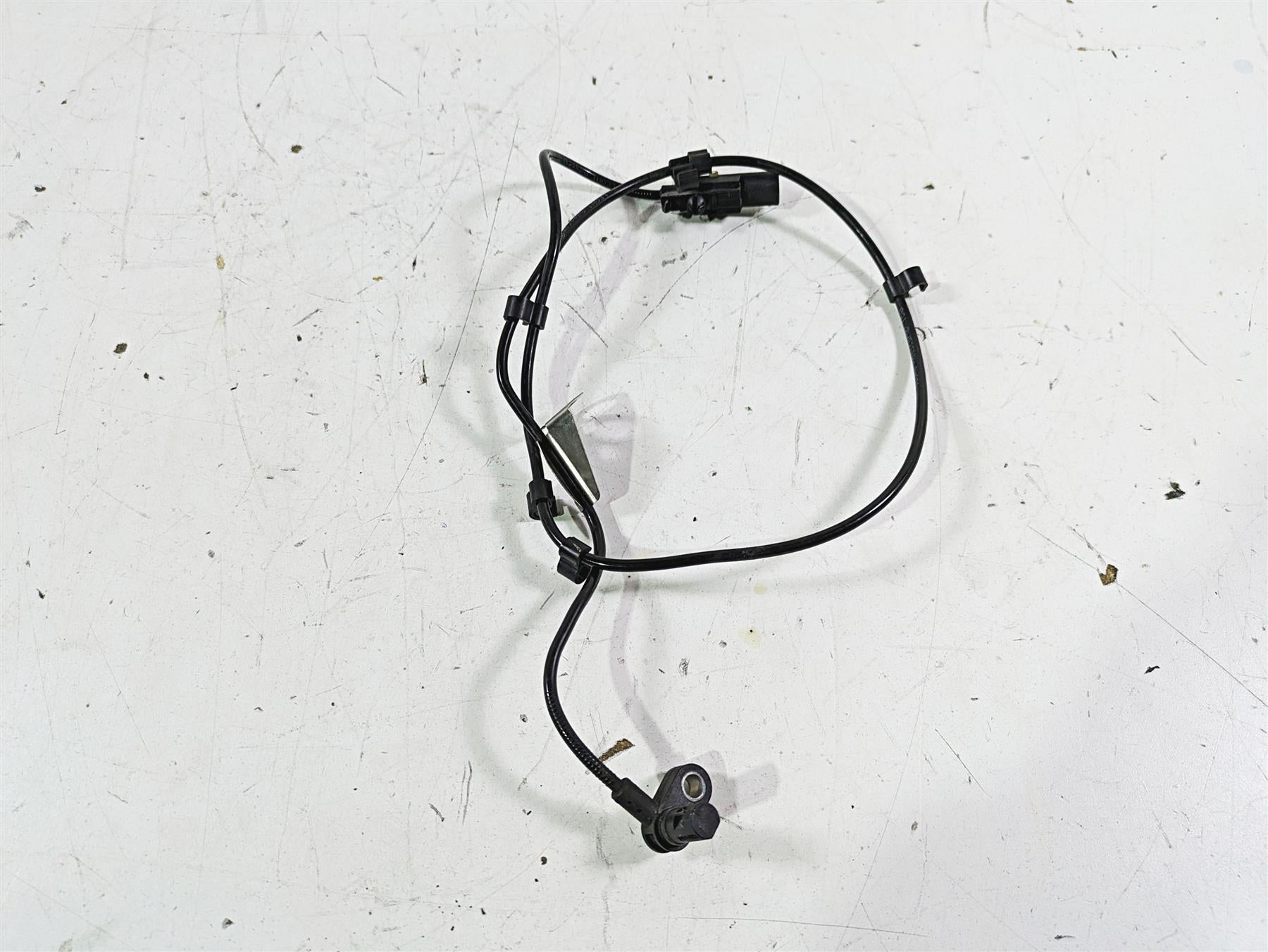 2014 BMW R1200 RT RTW K52 Front Abs Brake Wheel Speed Sensor 34528551611 {{ shop.shopifyCountryName }} - Mototech271