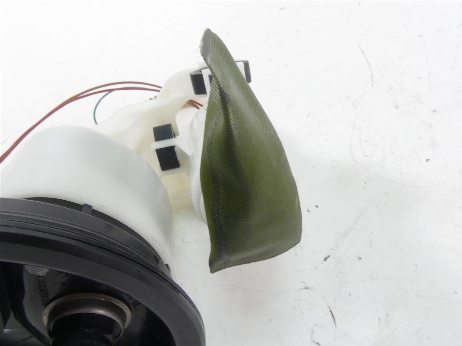 2012 BMW S1000RR K46 Fuel Gas Petrol Pump - Tested 16147718349 {{ shop.shopifyCountryName }} - Mototech271