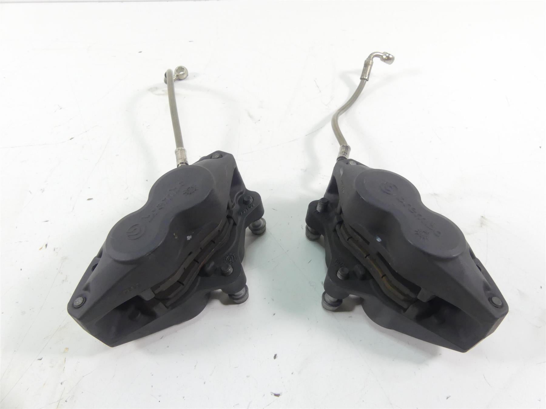 2008 BMW R1200GS K25 Front Brembo Brake Caliper Set 34117711438 34117711439 {{ shop.shopifyCountryName }} - Mototech271