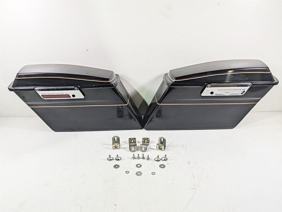 1996 Harley Touring FLHTCUI Electra Glide Saddlebag Saddle Bag Set 90753-93 {{ shop.shopifyCountryName }} - Mototech271
