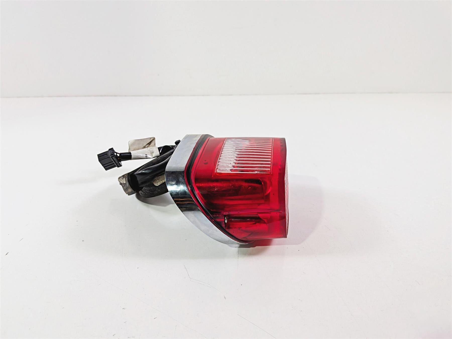 2011 Harley Touring FLHTCU CVO Electra Glide Taillight Tail Light Lamp 68369-03-Mototech271