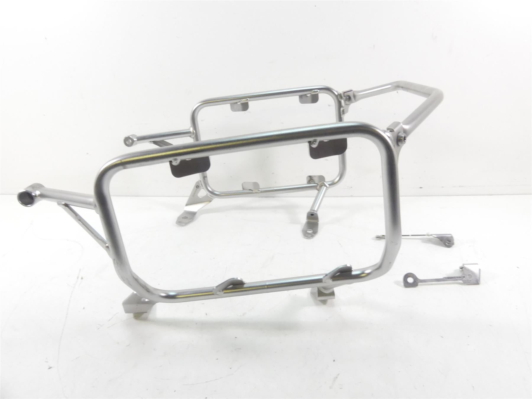 2017 BMW R1200GS GSW K50 Oem Saddlebag Carrier Panier Mount Set 46548540998 {{ shop.shopifyCountryName }} - Mototech271