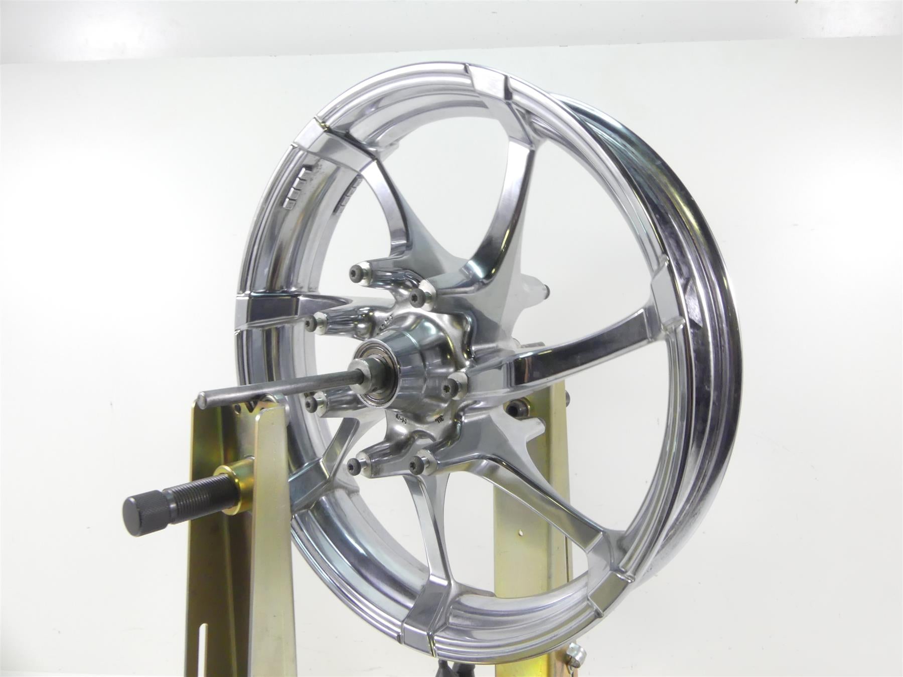 2012 Harley CVO FLHX SE3 Street Glide Front Agitator Wheel 19x3.5 55071-11 {{ shop.shopifyCountryName }} - Mototech271
