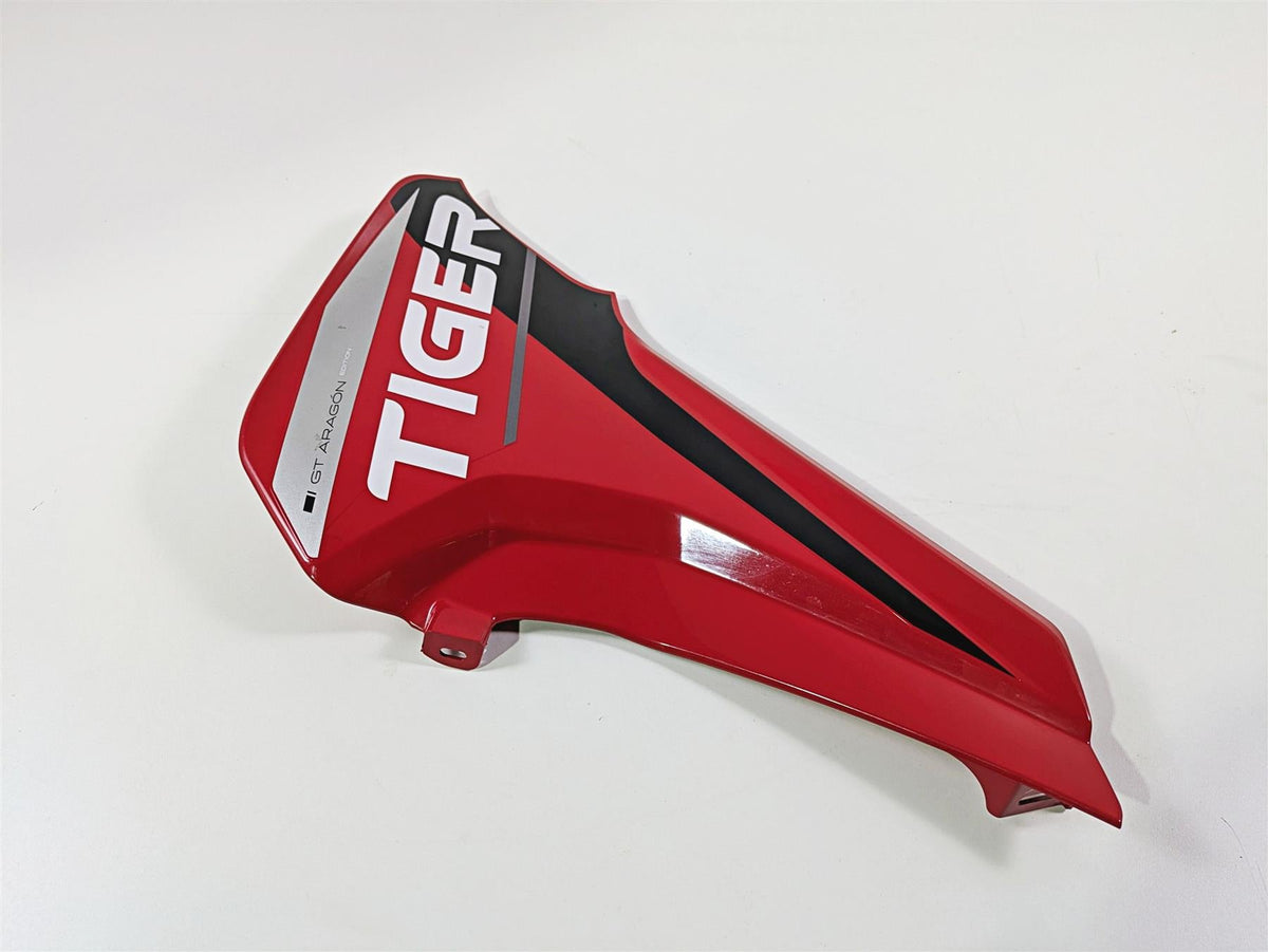 2024 Triumph Tiger 900 GT Right Main Tank Fairing Cover Set T2309258 {{ shop.shopifyCountryName }} - Mototech271