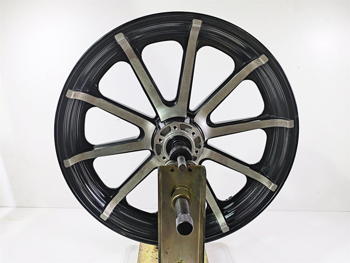 2017 Indian Chieftain Limited Straight Front Wheel Rim 19x3.5 1523059 {{ shop.shopifyCountryName }} - Mototech271