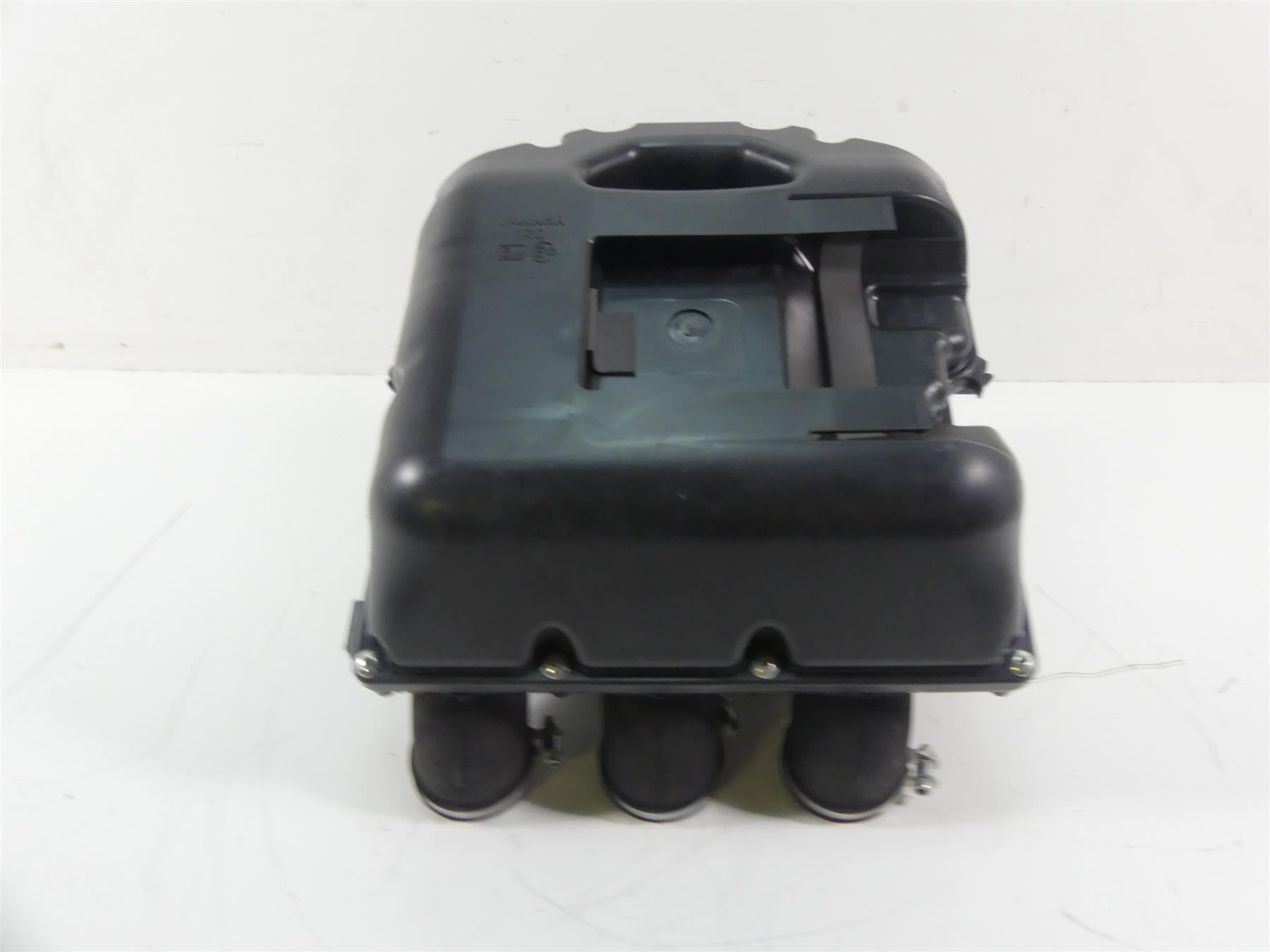 2015 Yamaha MT09 FZ09 Air Box Cleaner Breather Filter 1RC-14411-00-00 {{ shop.shopifyCountryName }} - Mototech271