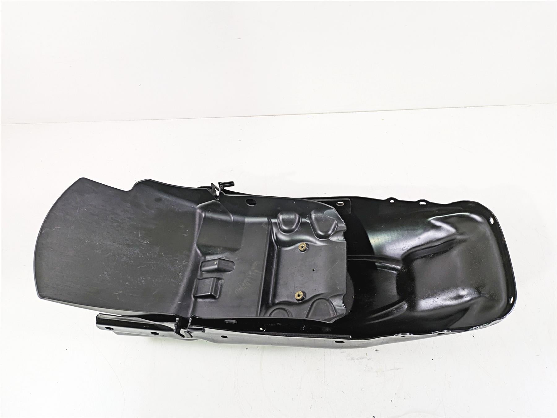 2006 Harley VRSCR Street V-Rod Rear Metal Subframe Seat Pan 47923-06 {{ shop.shopifyCountryName }} - Mototech271