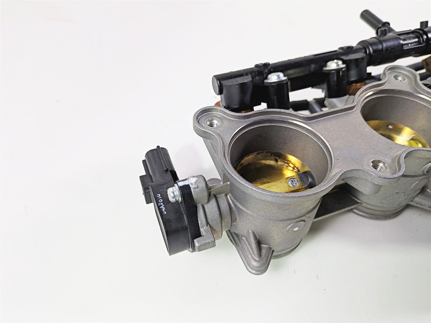 2023 Suzuki GSX1300 RR Hayabusa Mikuni Throttle Body Fuel Injectors 13405-10L10 {{ shop.shopifyCountryName }} - Mototech271