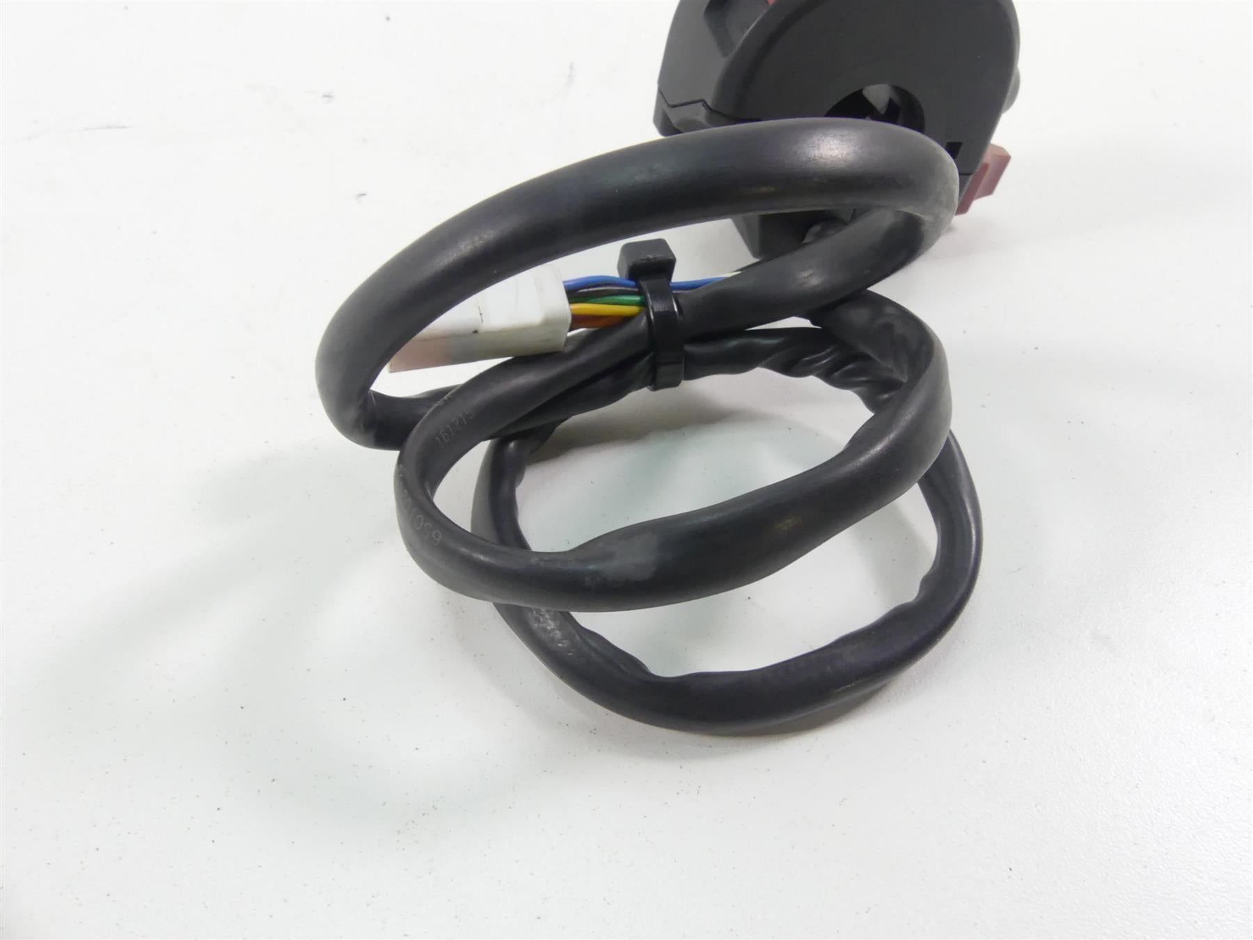 2017 Ducati 939 S Supersport Right Hand Start Stop Control Switch 65010241C {{ shop.shopifyCountryName }} - Mototech271