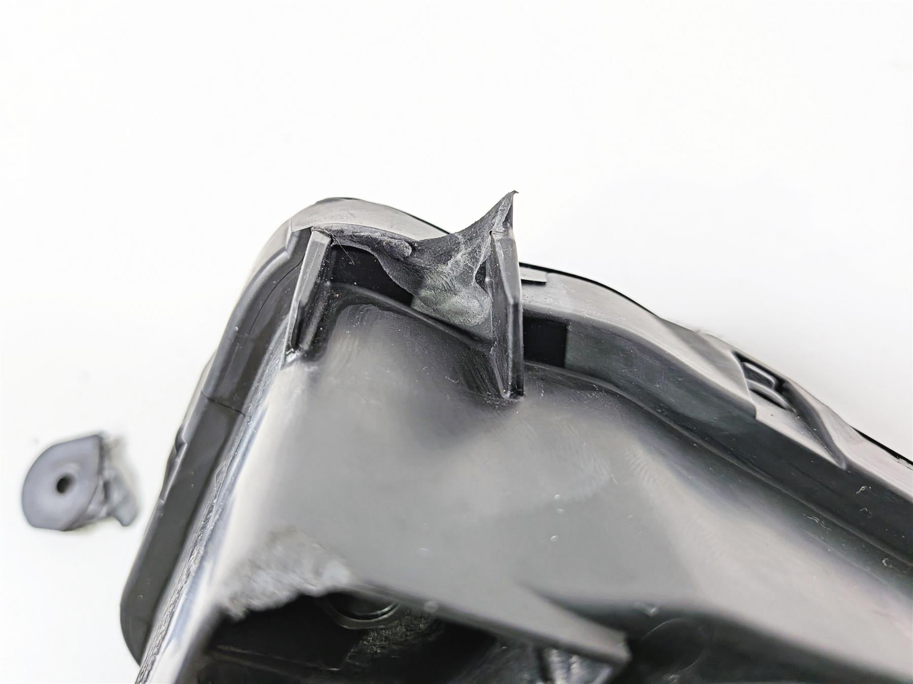 2022 Kawasaki ZX10R ZX1000 Ninja Right Headlight Head Light Lamp Led 23001-0050 {{ shop.shopifyCountryName }} - Mototech271