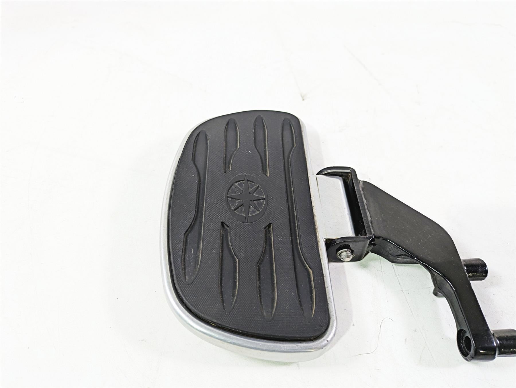 2008 Yamaha XVZ1300 Royal Star Rear Passenger Floorboard Set 4XY-27440-00-00 {{ shop.shopifyCountryName }} - Mototech271