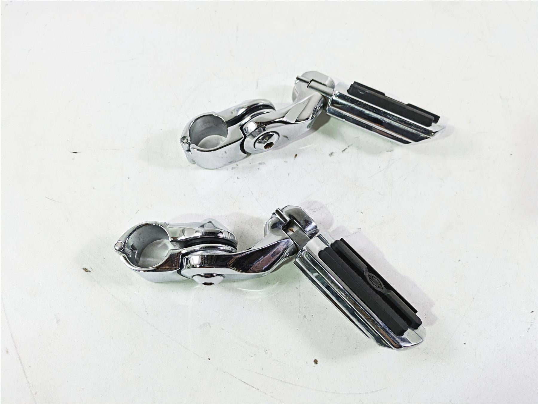 2011 Harley Touring FLHTCUSE CVO E-Glide Chrome Highway Foot Peg Rest Set {{ shop.shopifyCountryName }} - Mototech271