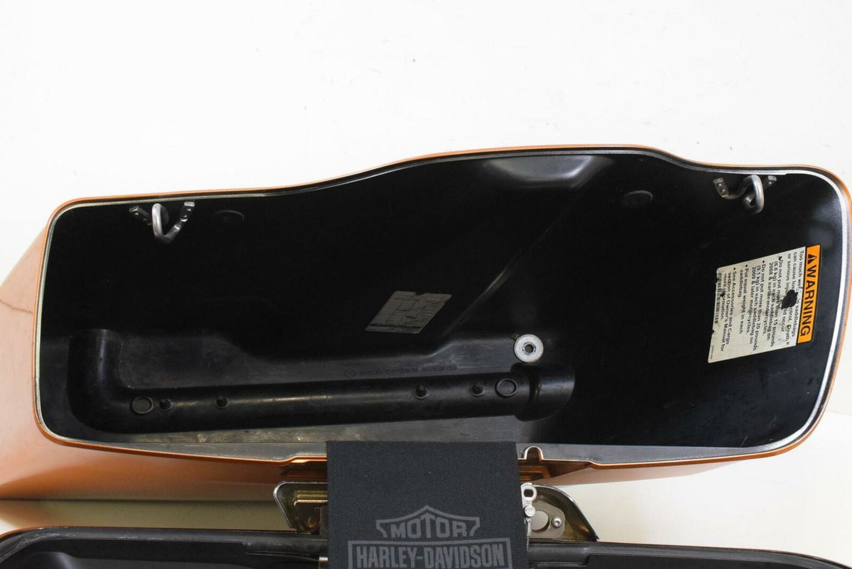 2014 Harley Touring FLHR Road King Right Saddlebag -Amber Whisky 90200412 {{ shop.shopifyCountryName }} - Mototech271