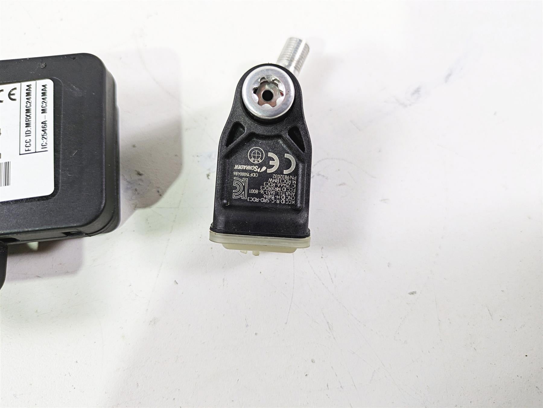 2021 BMW R1250GS K51 Adv Rdc Modul & Tire Pressure Sensor Set READ 65759832031 {{ shop.shopifyCountryName }} - Mototech271