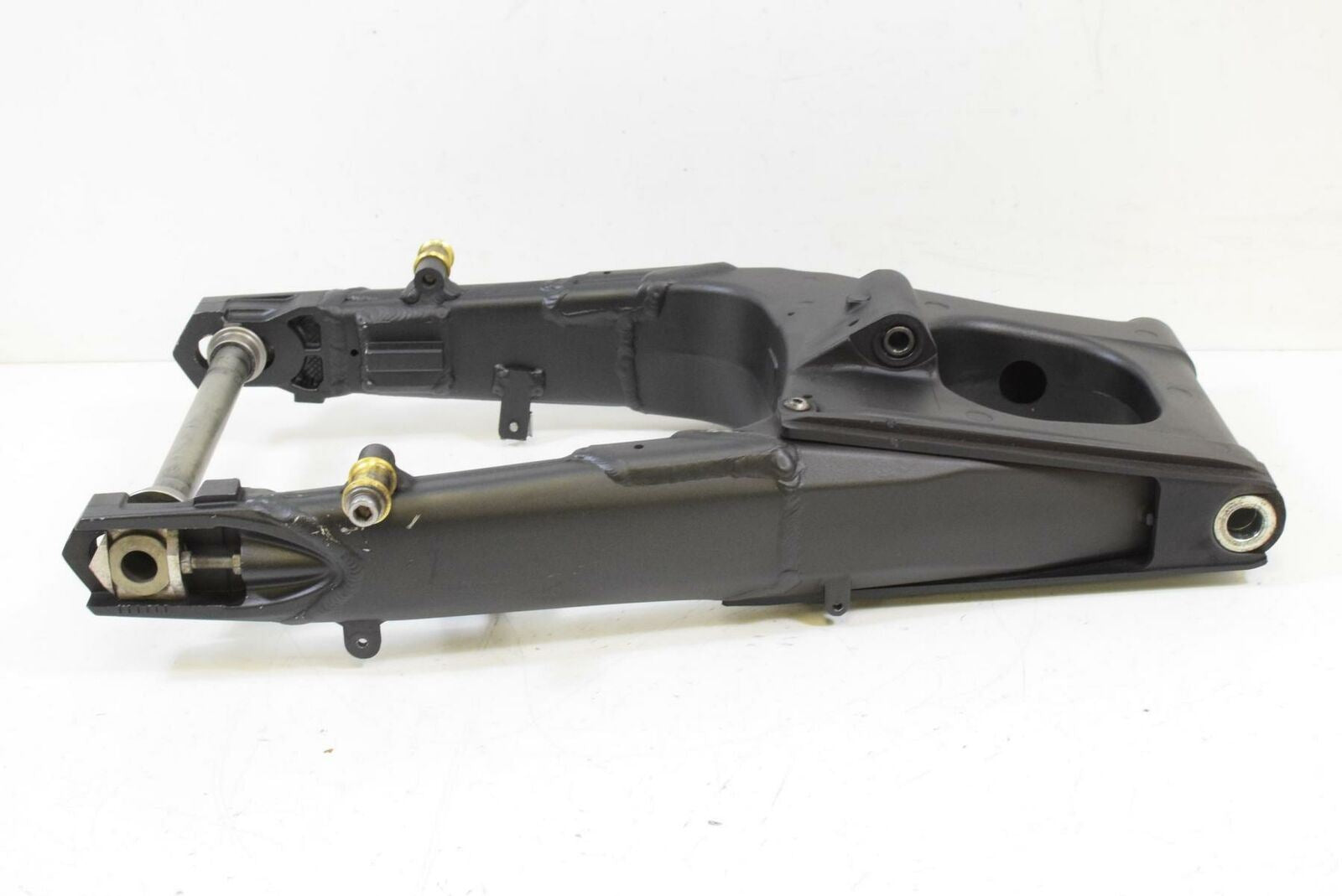2013 Kawasaki Ninja ZX14R ZX1400 Rear Swingarm Swing Arm Straight 33001-0590-18R {{ shop.shopifyCountryName }} - Mototech271