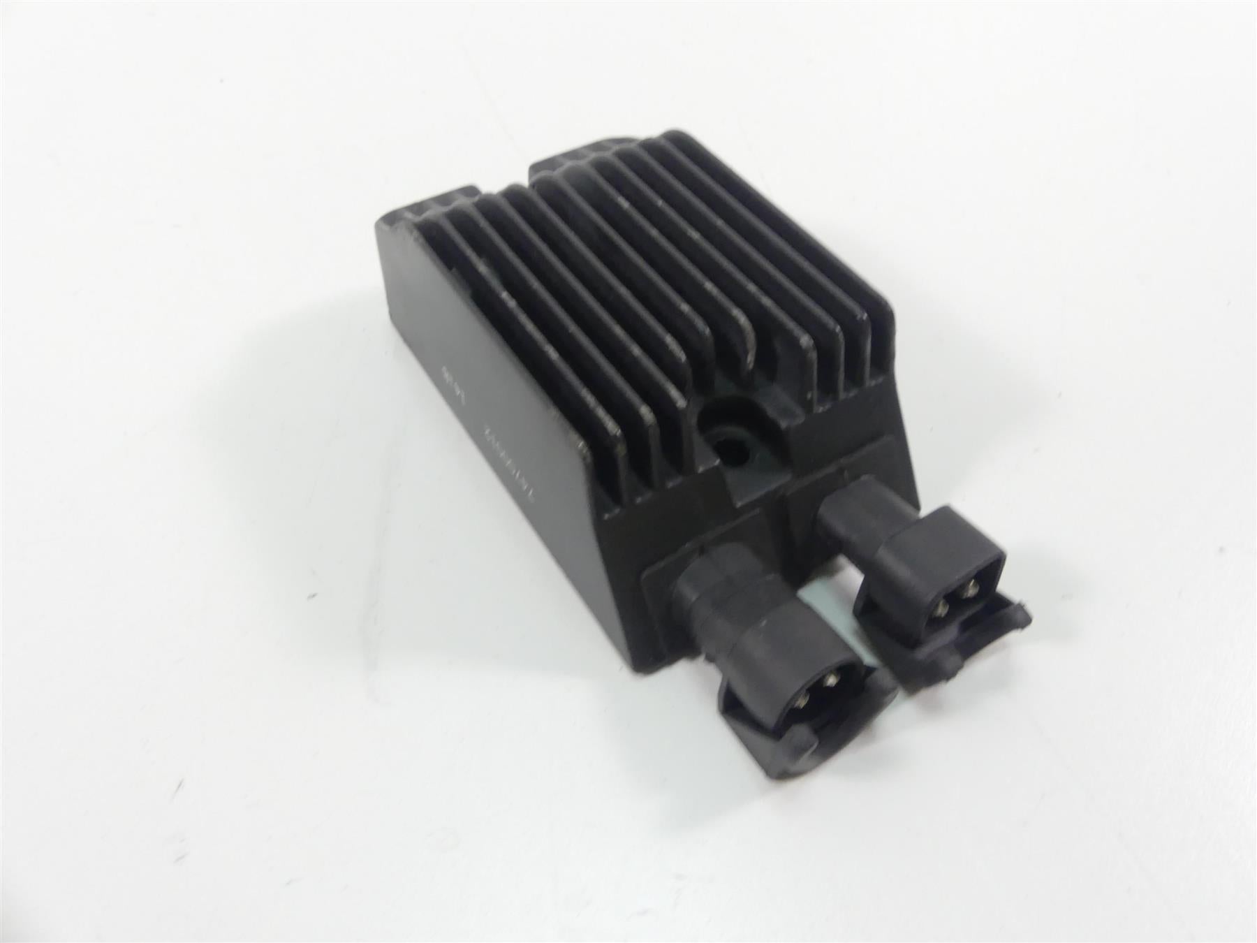 2018 Harley Sportster XL1200 Custom Rectifier Voltage Regulator 74700012 {{ shop.shopifyCountryName }} - Mototech271