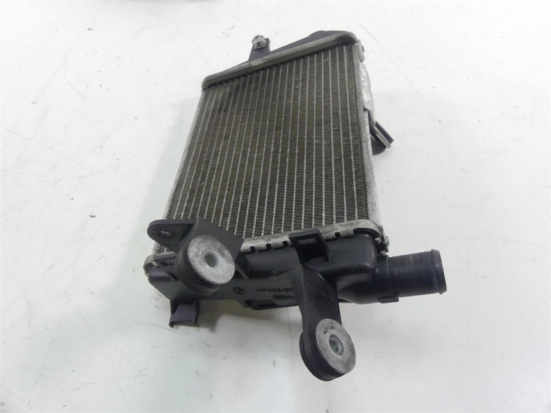 2017 BMW R1200GS GSW K50 Left Radiator Hoses & Cover Set 17118546408 {{ shop.shopifyCountryName }} - Mototech271