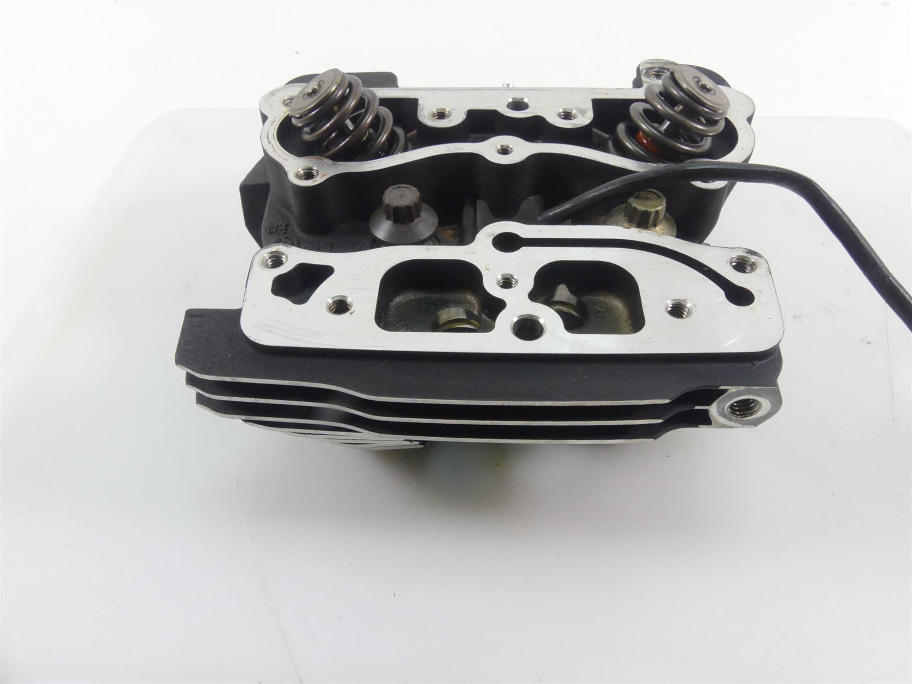 2011 Harley Touring FLTRU Road Glide Rear Cylinderhead Cylinder Head 17729-08 {{ shop.shopifyCountryName }} - Mototech271