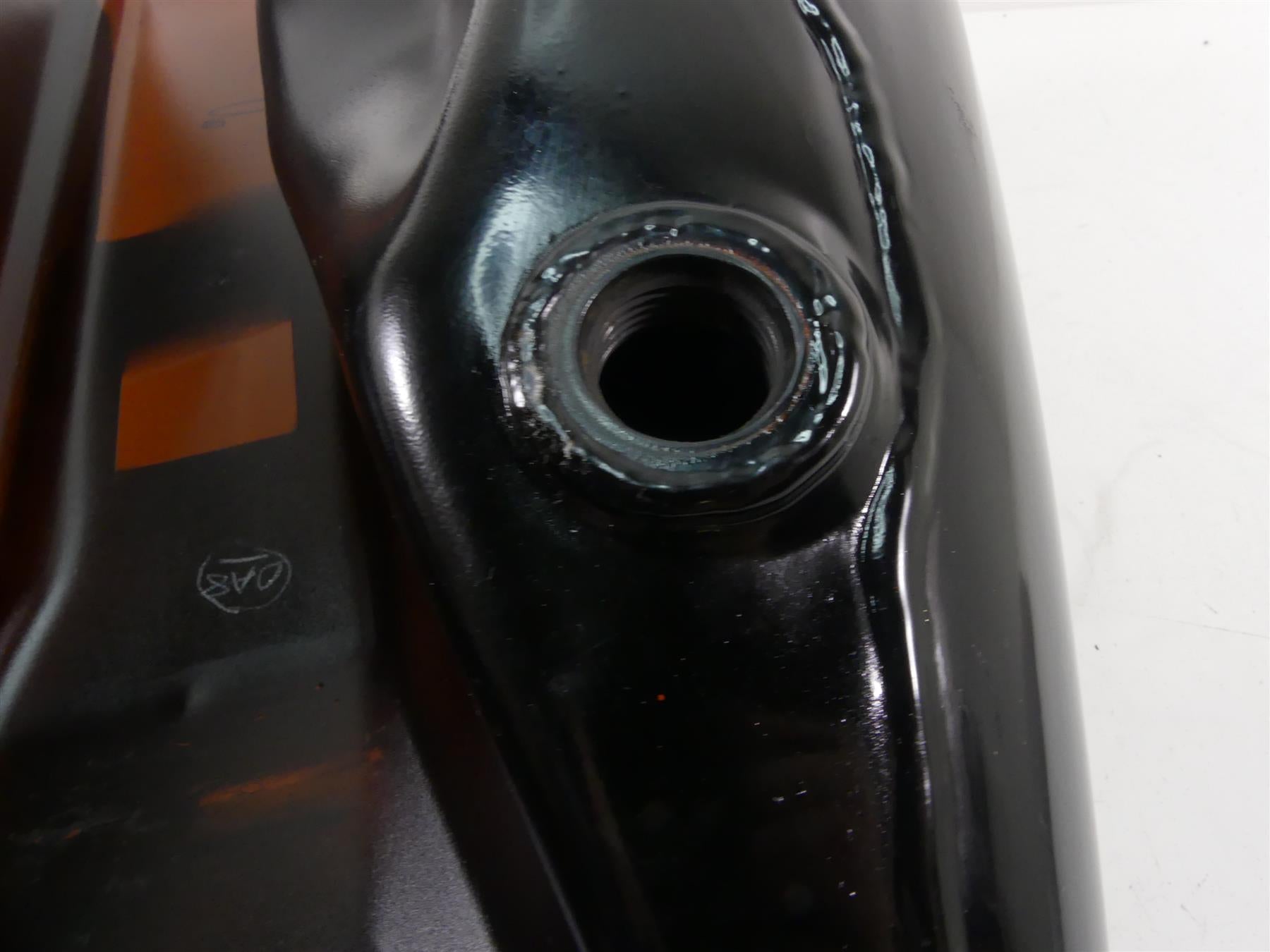 2007 Harley FLHTCU SE CVO Electra Glide Fuel Gas Petrol Tank - Read 61356-03 {{ shop.shopifyCountryName }} - Mototech271
