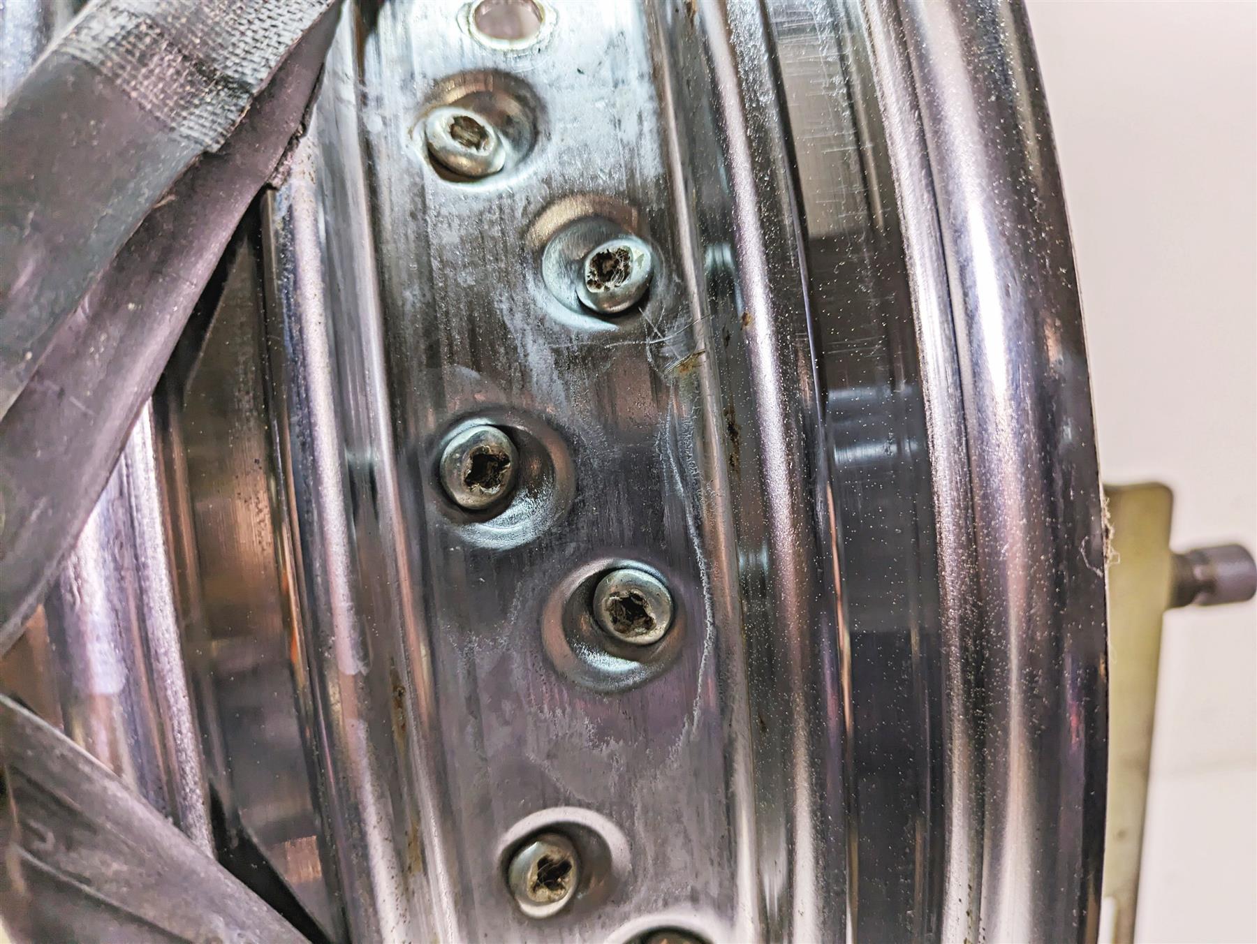1997 Kawasaki VN1500 Vulcan Spoke Excel Rear Wheel Rim 16x3.5 - Read 41034-0567 {{ shop.shopifyCountryName }} - Mototech271