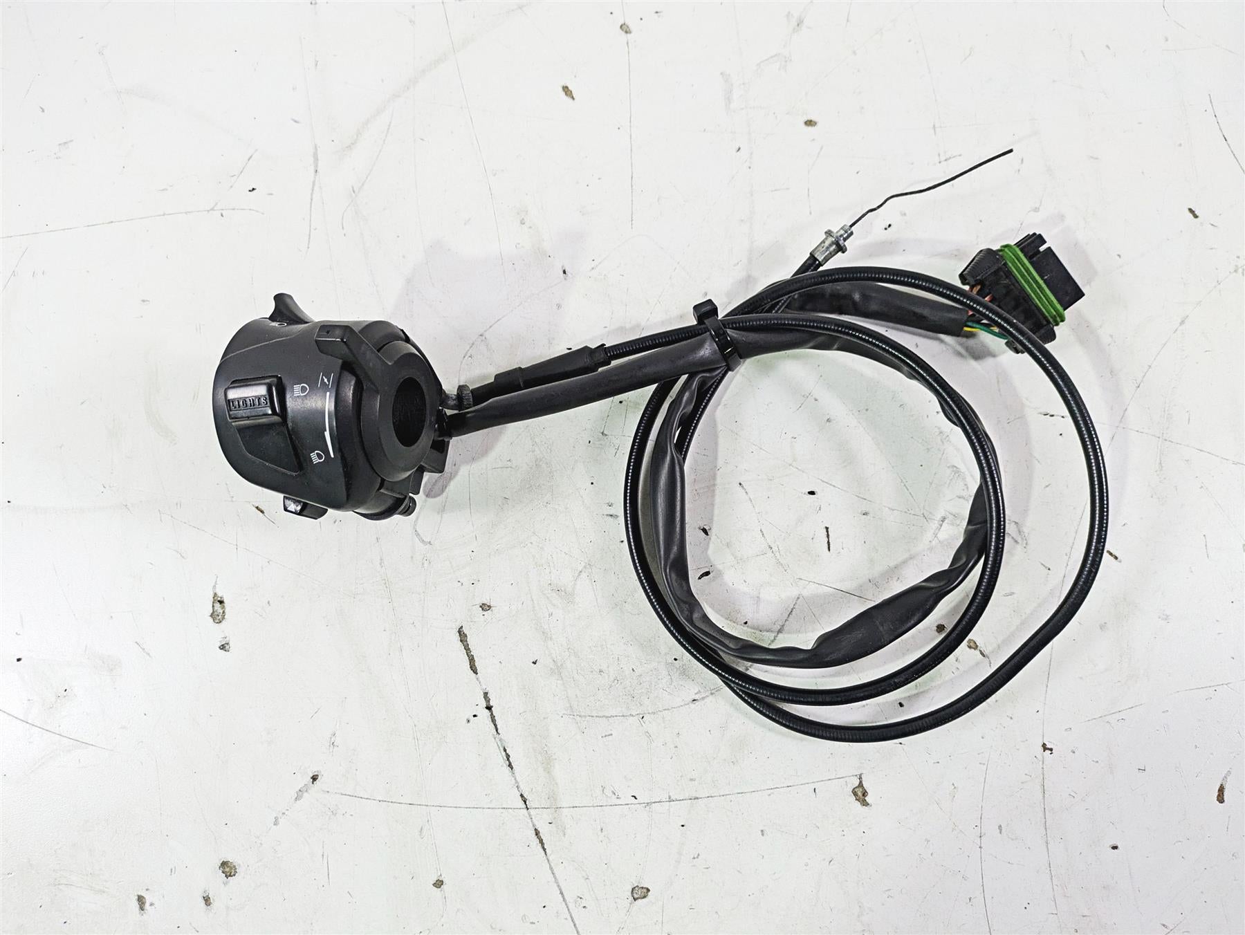 1998 Moto Guzzi California 1100 EV Left Hand Blinker Control Switch GU30738060 {{ shop.shopifyCountryName }} - Mototech271