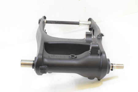 2018 Indian Roadmaster Rear Swingarm Swing Arm 5139825-626 {{ shop.shopifyCountryName }} - Mototech271