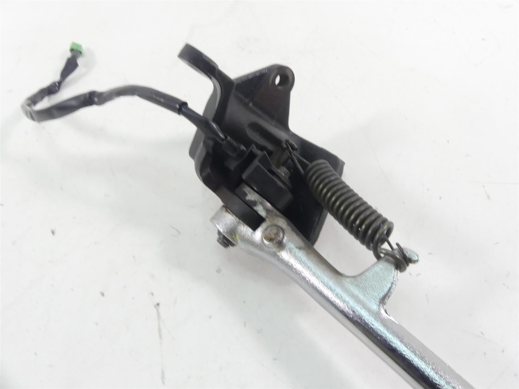 2005 Honda V-Twin VTX1800 S3 Side Kick Stand Kickstand & Switch 50530-MCV-000 {{ shop.shopifyCountryName }} - Mototech271
