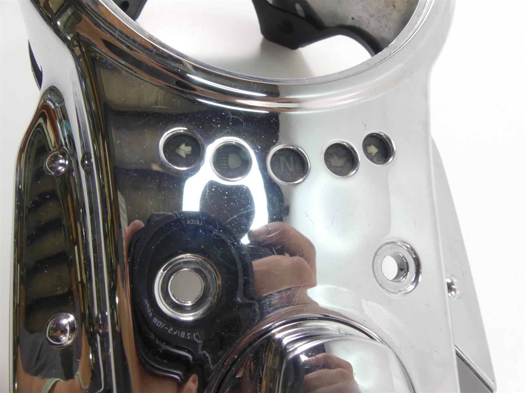 2009 Harley Dyna FXDF SE CVO Fat Bob Tank Console Speedo Dash Cover 61715-09 {{ shop.shopifyCountryName }} - Mototech271