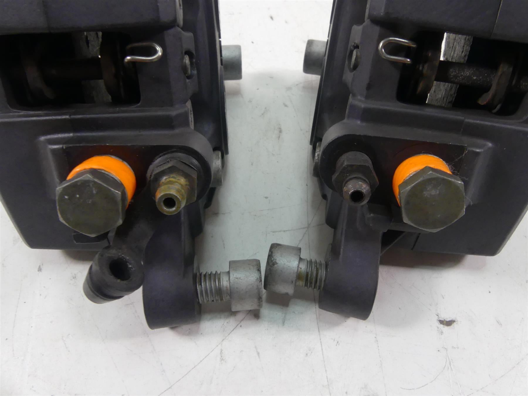 1999 BMW R1100 GS 259E Front Brembo Brake Caliper Set 34112333111 34112333112 {{ shop.shopifyCountryName }} - Mototech271
