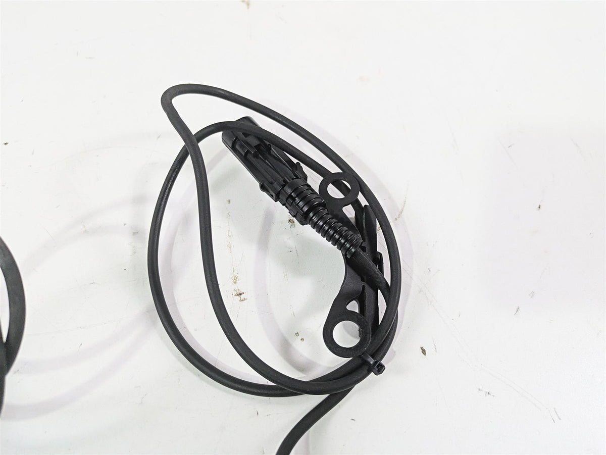 2014 Harley FLS Softail Slim Abs Wheel Speed Sensor Set 40982-11 40985-11 {{ shop.shopifyCountryName }} - Mototech271