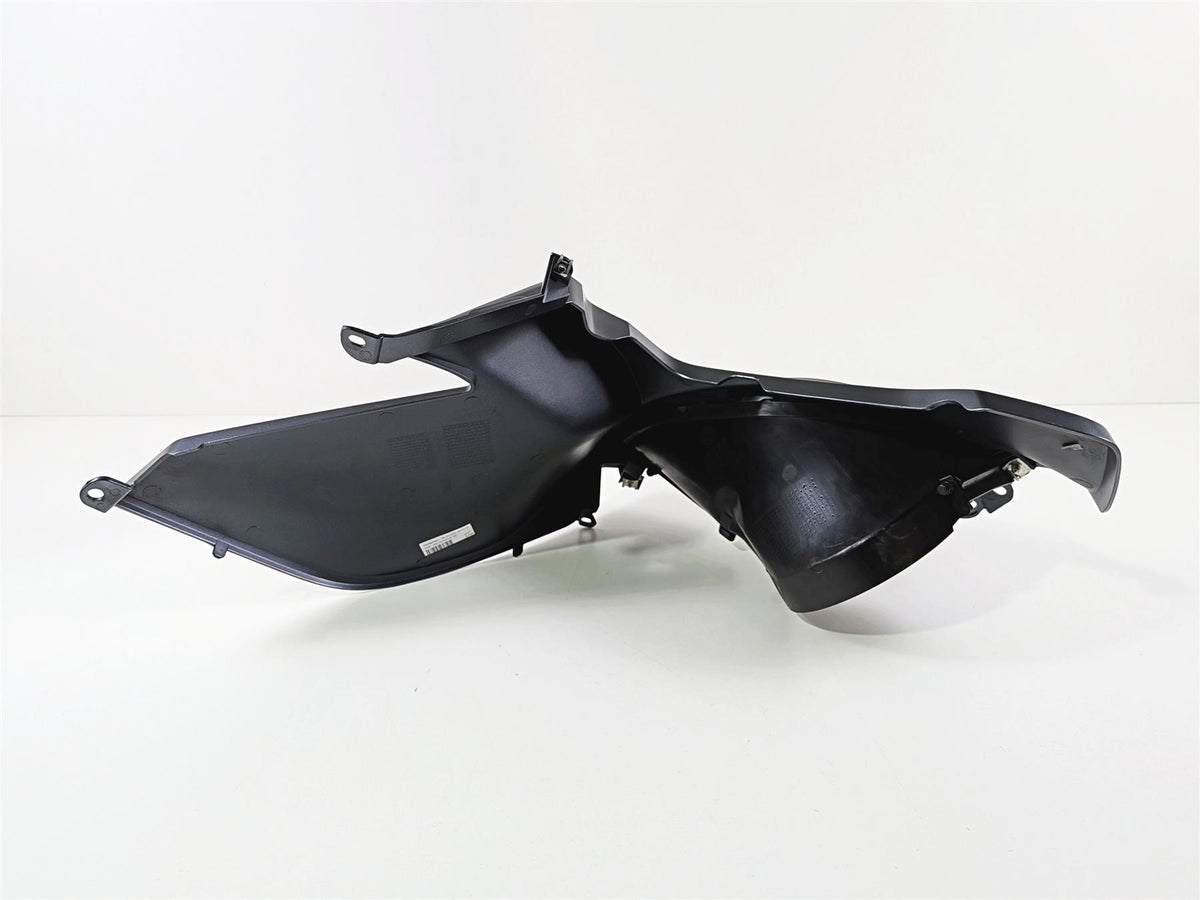 2023 BMW R1250RT RTP K52 Right Knee Air Intake Cover Fairing 46638533582 {{ shop.shopifyCountryName }} - Mototech271