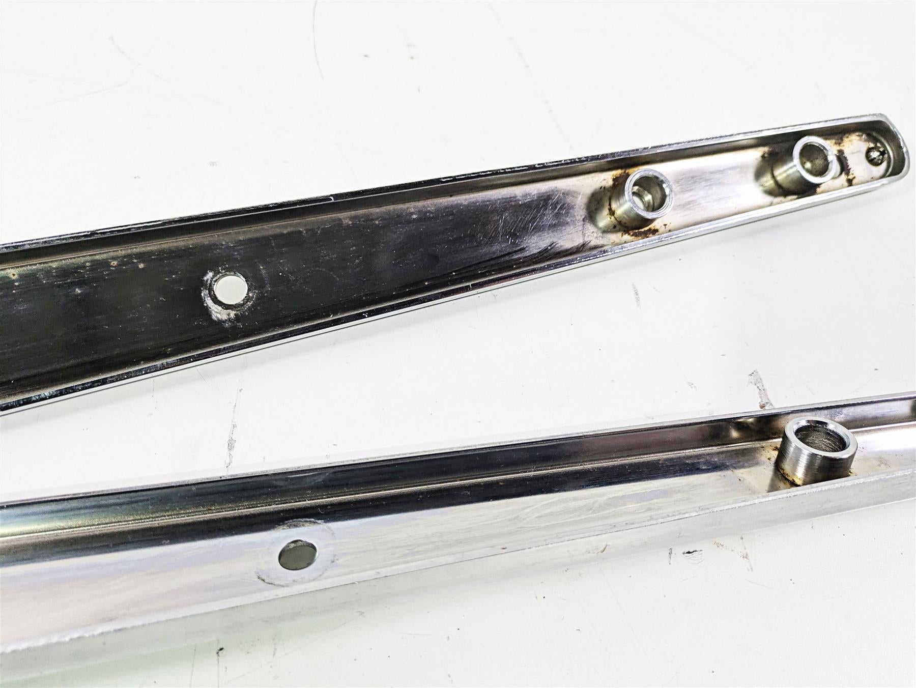 2004 Harley FLSTCI Softail Heritage Rear Fender Chrome Braces 59955-03 59954-03 {{ shop.shopifyCountryName }} - Mototech271
