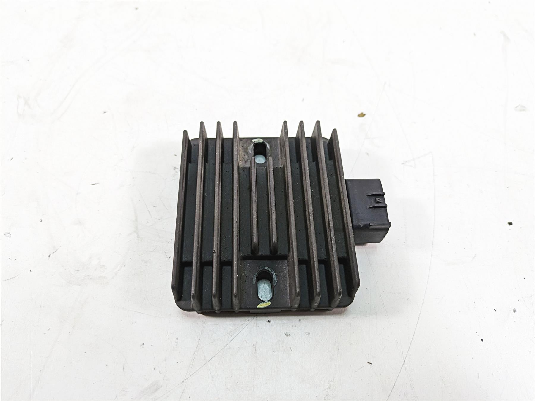 2017 Mv Agusta Dragster 800 Rectifier Voltage Regulator 8000B3206 SH678KA {{ shop.shopifyCountryName }} - Mototech271
