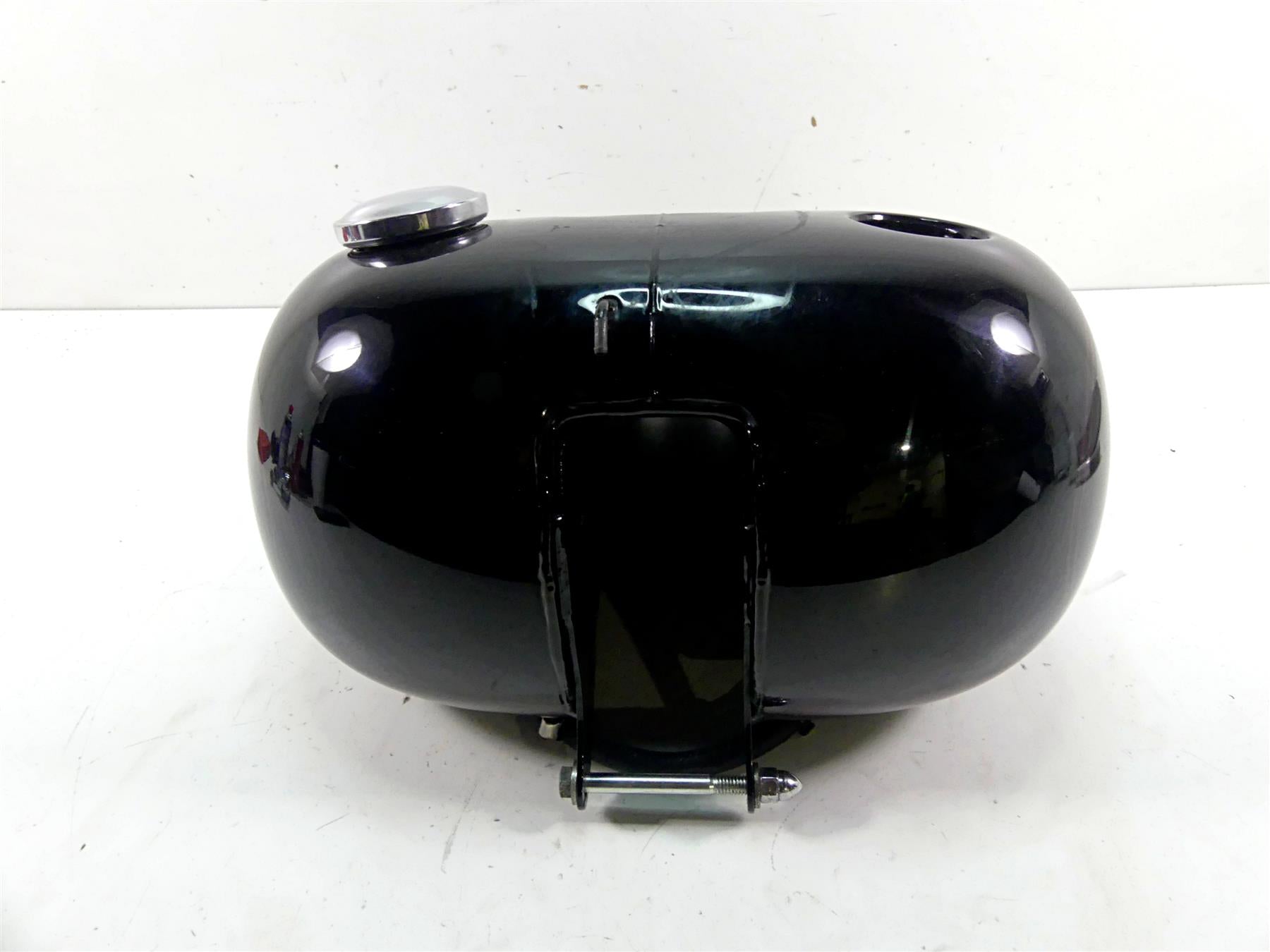 2002 Harley FLSTCI Softail Heritage Fuel Gas Petrol Tank -Read 61625-01D {{ shop.shopifyCountryName }} - Mototech271