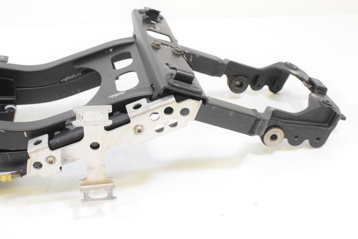 2006 Kawasaki ZX6R ZX636 Ninja Straight Subframe Inner Fender 32160-0085 {{ shop.shopifyCountryName }} - Mototech271