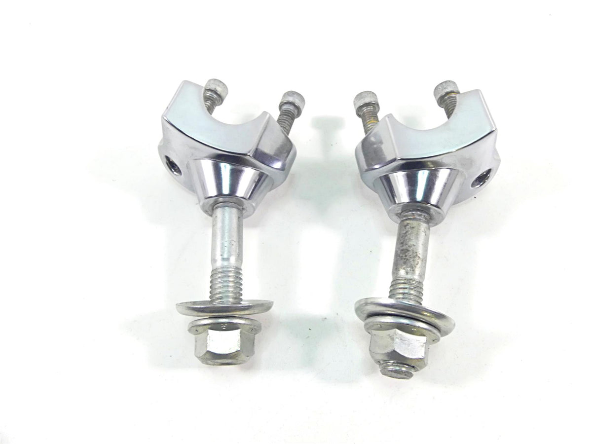 2020 Harley Softail FXST Standard Lower Handlebar Riser Clamp Set 55900275 {{ shop.shopifyCountryName }} - Mototech271