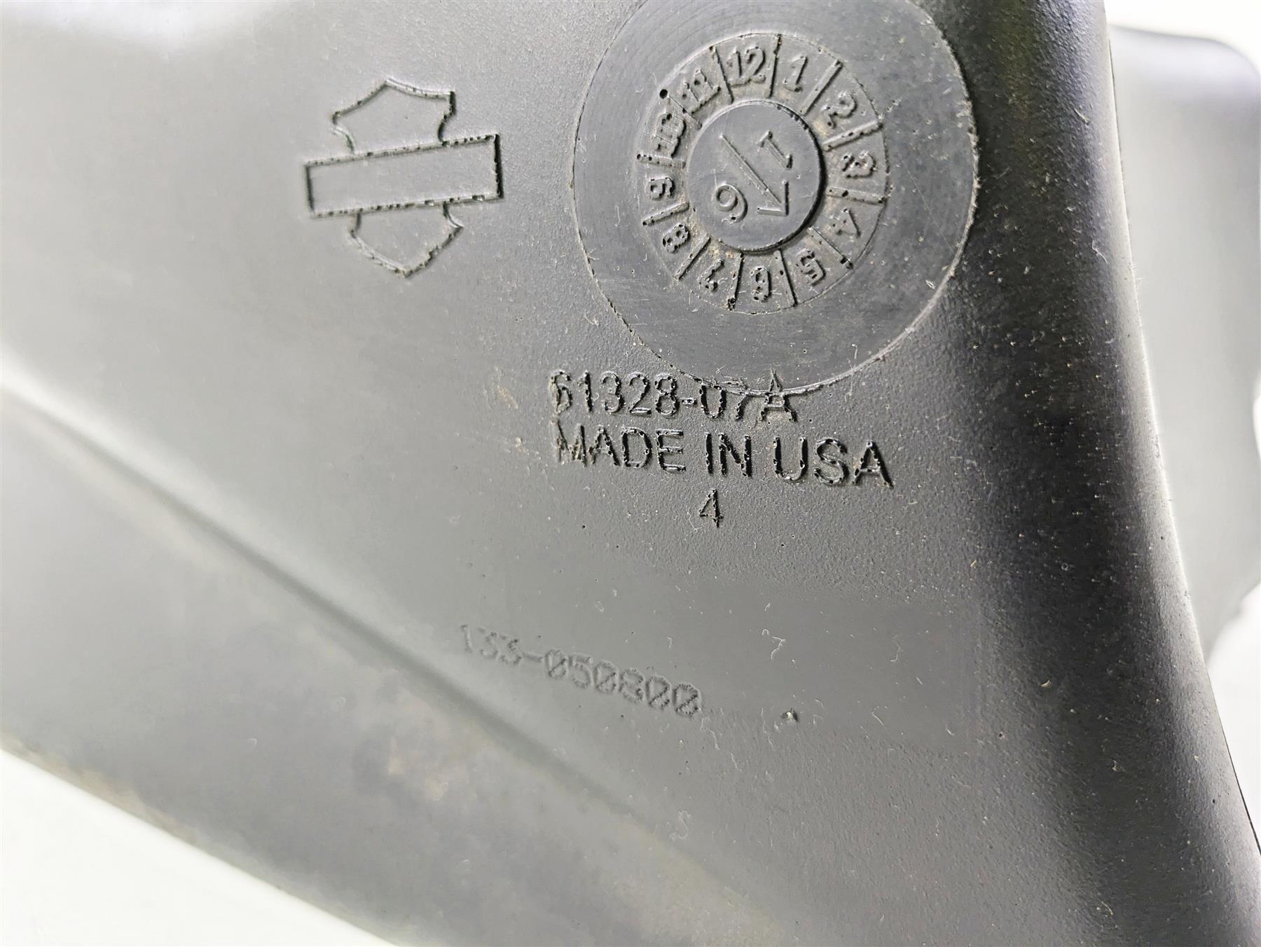 2016 Harley VRSCDX Night Rod Plastic Fuel Gas Petrol Tank 62921-07A {{ shop.shopifyCountryName }} - Mototech271