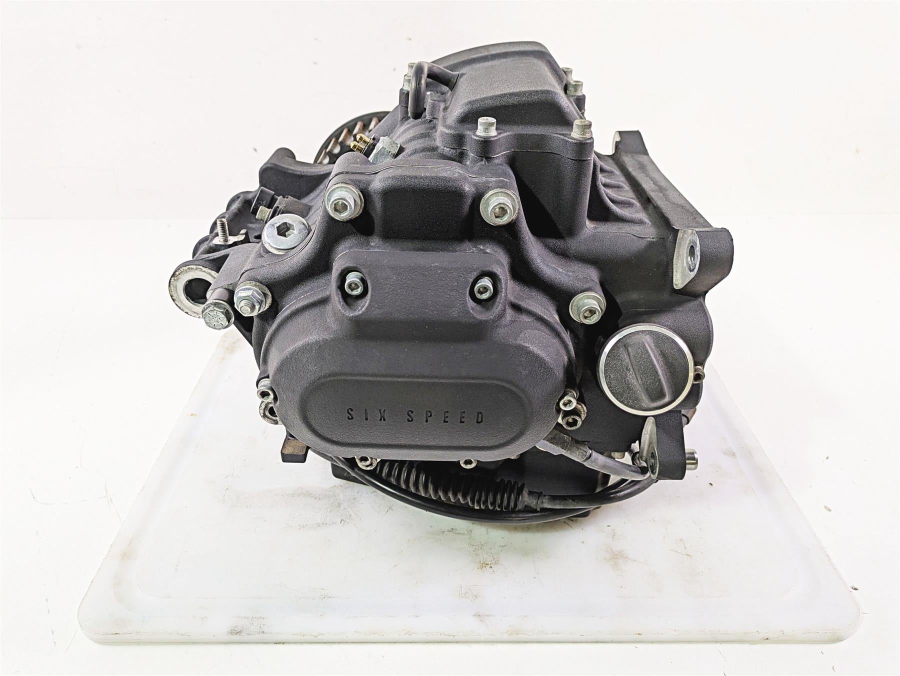 2016 Harley FXDWG Dyna Wide Glide 6-Speed Transmission Gear Box 33083-10A