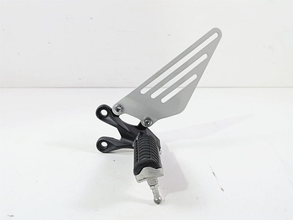 2023 Kawasaki ZX1400 ZX14R Ninja Front Left Rider Foot Peg Footpeg 35063-1337 {{ shop.shopifyCountryName }} - Mototech271