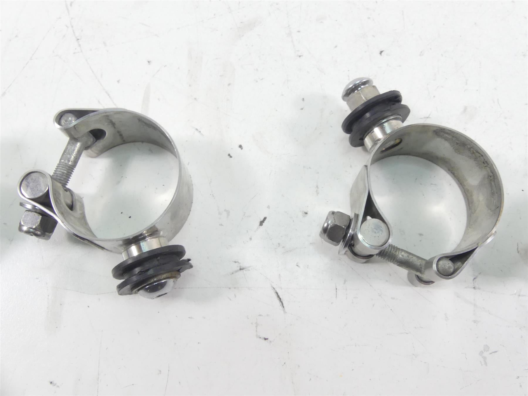 2004 Harley Softail FXSTD SE CVO Deuce 41mm Windshield Quickrelease Mount Clamp {{ shop.shopifyCountryName }} - Mototech271