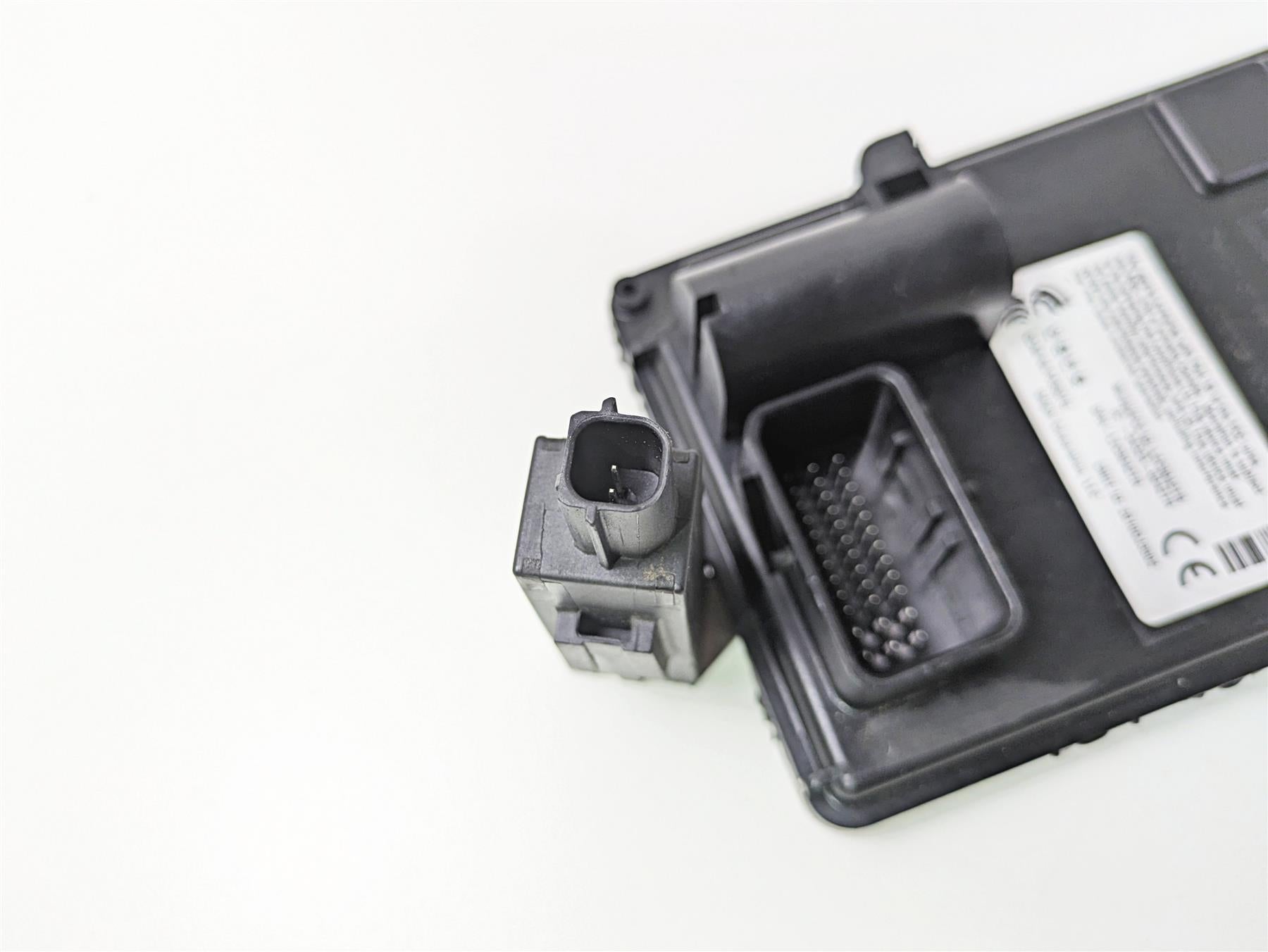 2016 Harley FXDF Dyna Fat Bob X-Axis BCM Security Control Module 41000341 {{ shop.shopifyCountryName }} - Mototech271