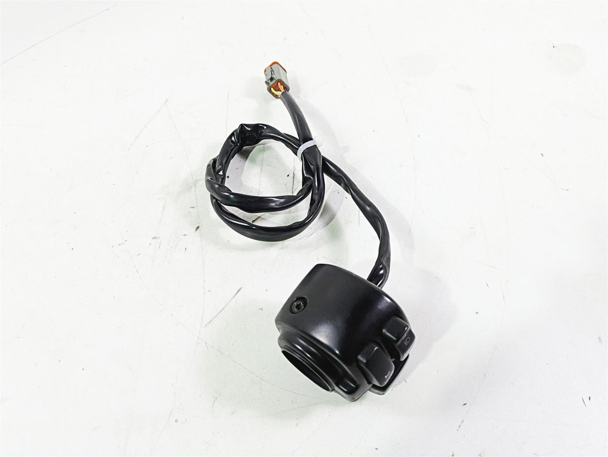 2002 Harley Dyna FXDL Low Rider Left Hand Control Switch 71682-06A {{ shop.shopifyCountryName }} - Mototech271