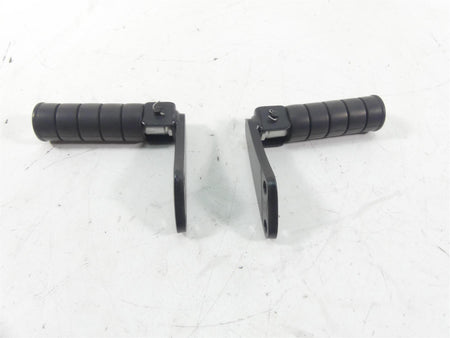 2001 Yamaha XV1600 Road Star Rear Passenger Pillion Foot Peg Set 4WM-27430-11-00 {{ shop.shopifyCountryName }} - Mototech271