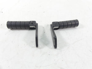 2001 Yamaha XV1600 Road Star Rear Passenger Pillion Foot Peg Set 4WM-27430-11-00 | Mototech271