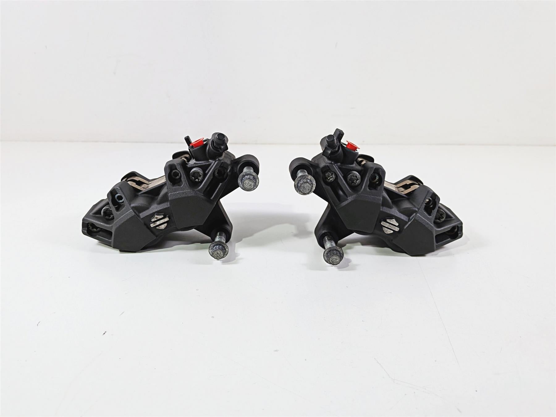 2009 Harley Davidson XR1200 Sportster Front Brake Caliper Set 42943-08 42944-08-Mototech271