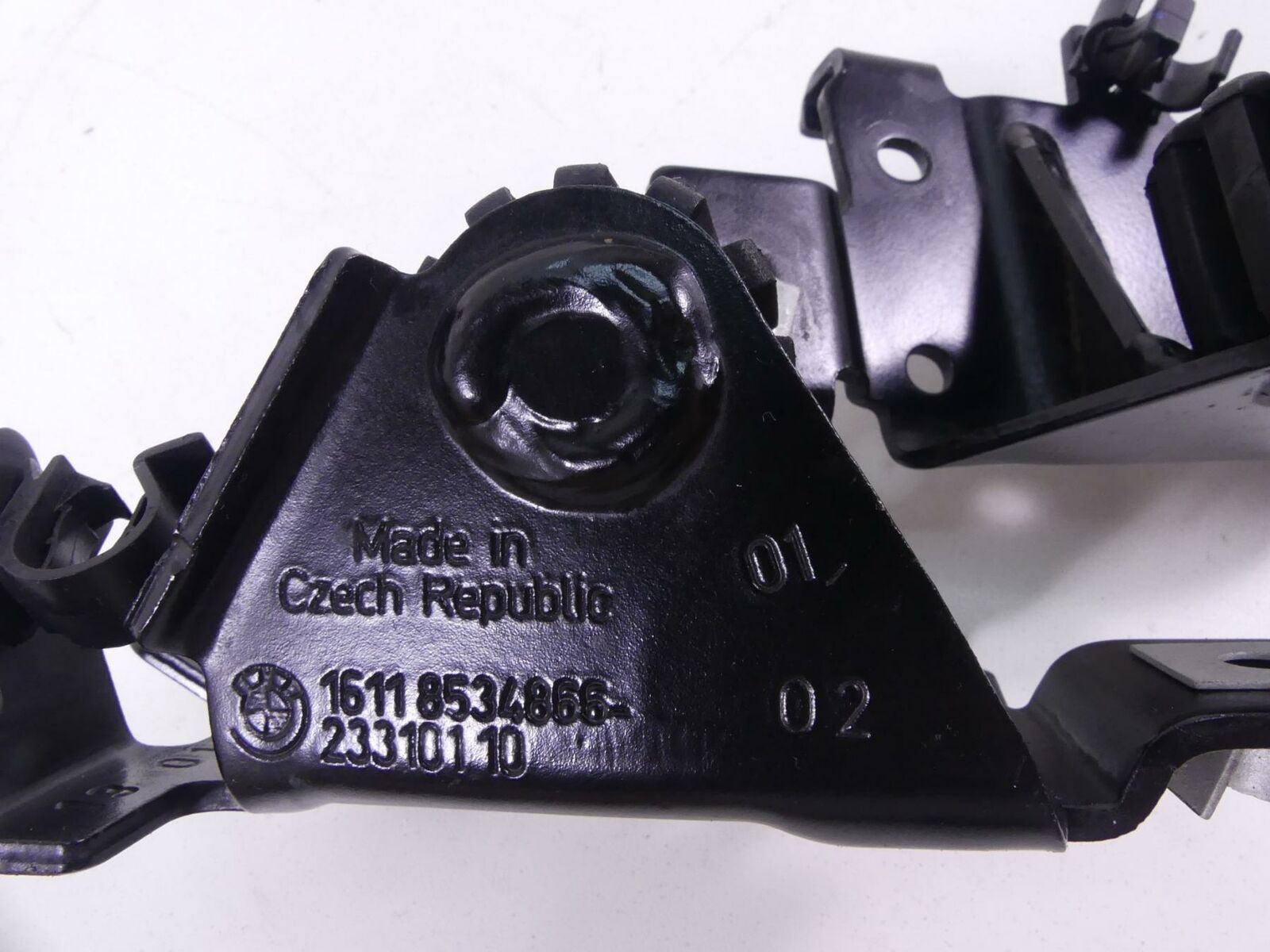2017 BMW R1200 RT RTW K52 Seat Mount Holder Set 16118534866 {{ shop.shopifyCountryName }} - Mototech271