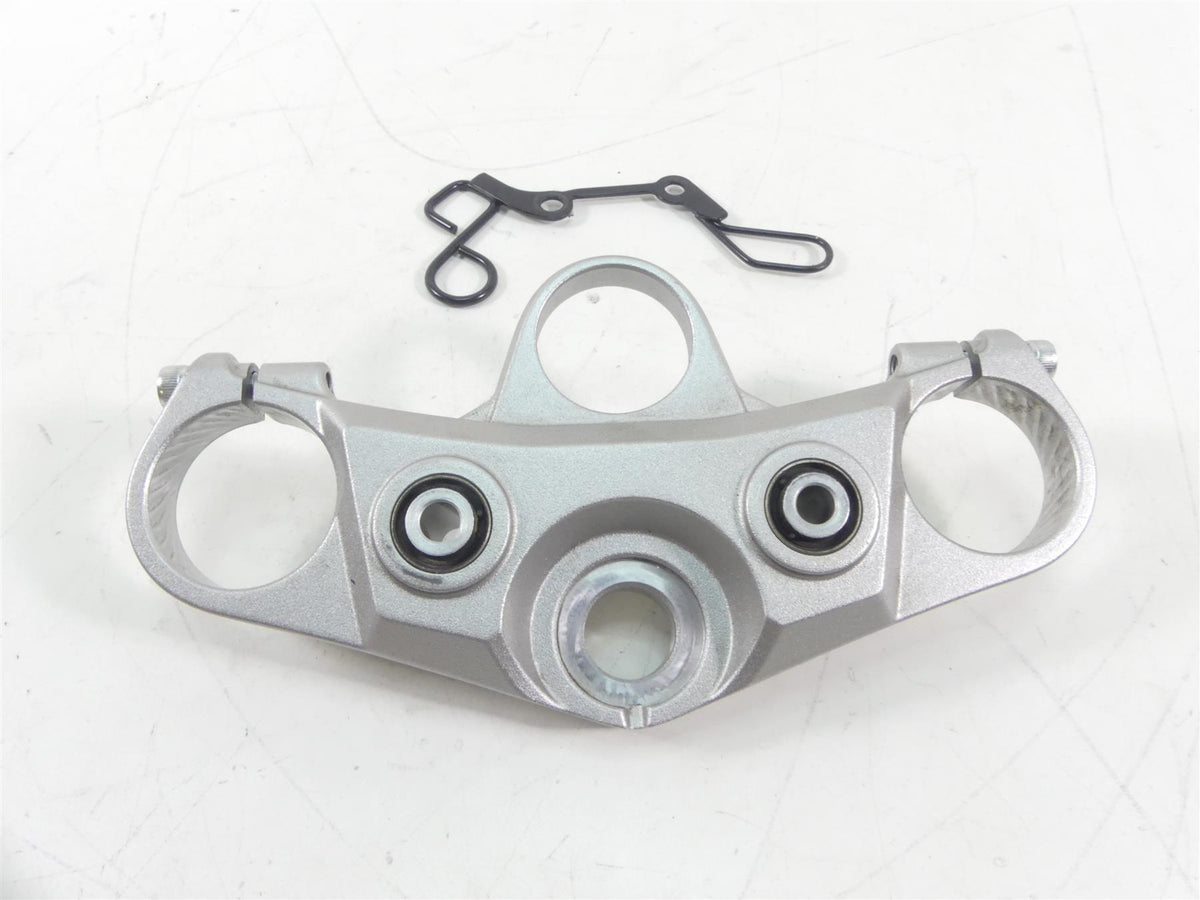 2017 Yamaha XT1200Z Super Tenere Upper Triple Tree Steering Clamp 2BS-23435-00 {{ shop.shopifyCountryName }} - Mototech271