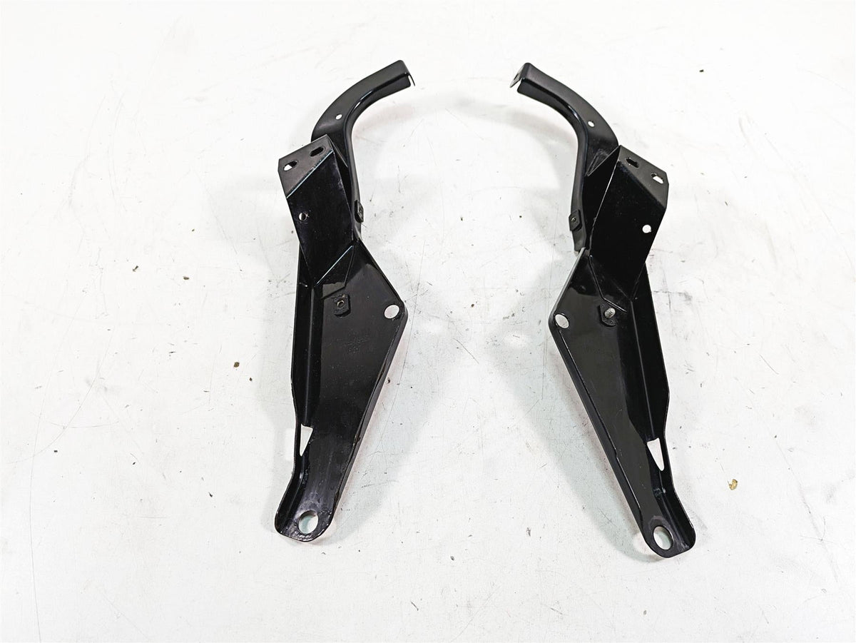 2009 Harley Touring FLHTCU Electra Glide Front Fairing Mount Holder Set 58478-96 {{ shop.shopifyCountryName }} - Mototech271
