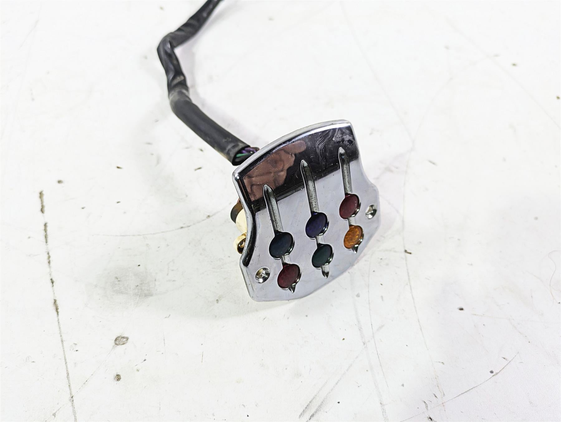 2004 Victory Kingpin Indicator Lights + Harness 2461094 9999999 {{ shop.shopifyCountryName }} - Mototech271
