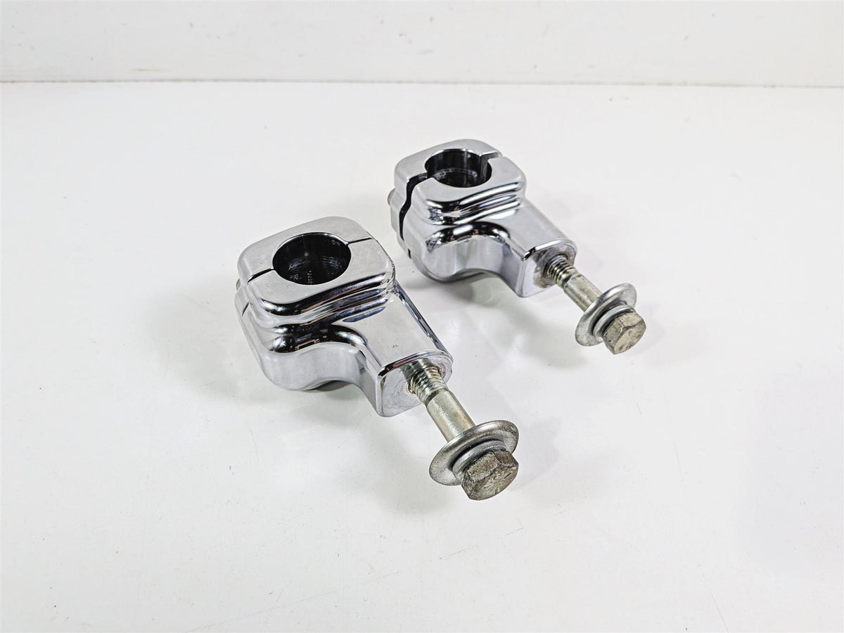 2012 Harley Softail FLSTF Fat Boy Handlebar Clamp Riser Holder 56887-07 {{ shop.shopifyCountryName }} - Mototech271